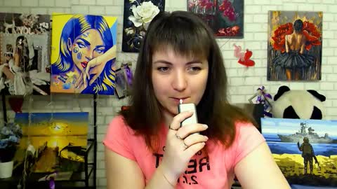 Snapshot of darina_m_ chatting on 03/25/26, 05:35 Darina online show from 03/25/26, 05:35