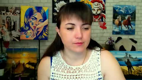 Snapshot of darina_m_ chatting on 04/23/26, 04:35 Darina online show from 04/23/26, 04:35