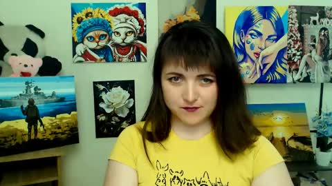 Snapshot of darina_m_ chatting on 05/16/26, 10:36 Darina online show from 05/16/26, 10:36