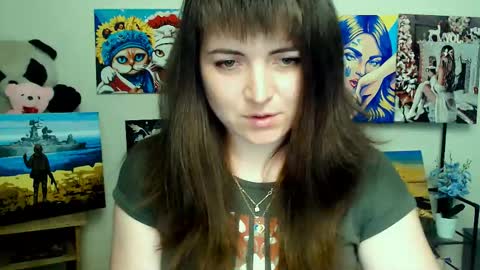 Snapshot of darina_m_ chatting on 05/31/26, 04:20 Darina online show from 05/31/26, 04:20