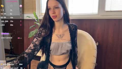 Snapshot of darina_night chatting on 03/11/25, 07:15 Darina Night online show from 03/11/25, 07:15