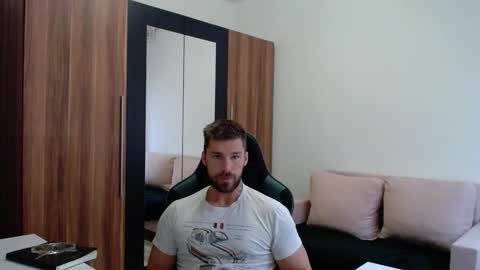 Snapshot of darius_94 chatting on 02/14/26, 07:38 darius_94 online show from 02/14/26, 07:38