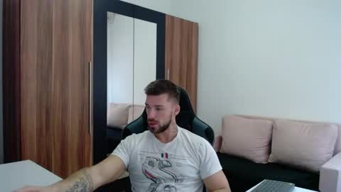 Snapshot of darius_94 chatting on 03/02/26, 07:15 darius_94 online show from 03/02/26, 07:15