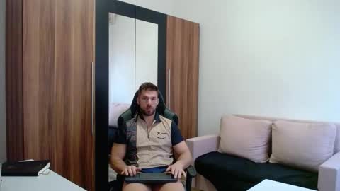 Snapshot of darius_94 chatting on 03/09/26, 05:22 darius_94 online show from 03/09/26, 05:22
