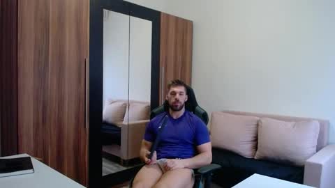 Snapshot of darius_94 chatting on 03/18/26, 05:32 darius_94 online show from 03/18/26, 05:32
