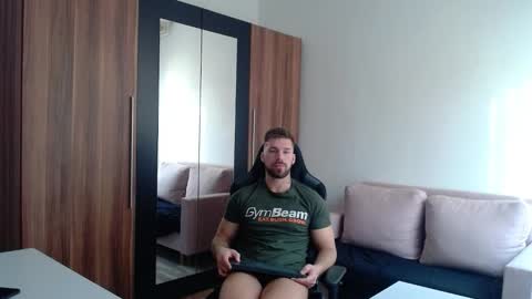 Snapshot of darius_94 chatting on 03/24/26, 06:51 darius_94 online show from 03/24/26, 06:51