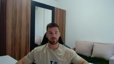 Snapshot of darius_94 chatting on 05/17/26, 10:55 darius_94 online show from 05/17/26, 10:55