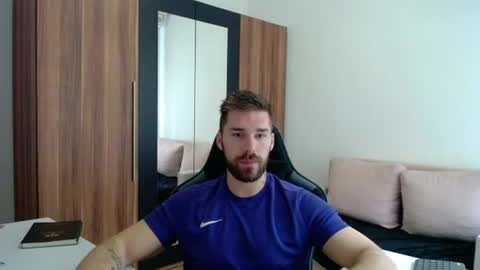 Snapshot of darius_94 chatting on 06/13/26, 07:17 darius_94 online show from 06/13/26, 07:17
