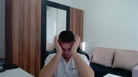 darius_94 online show from 07/25/26, 05:38