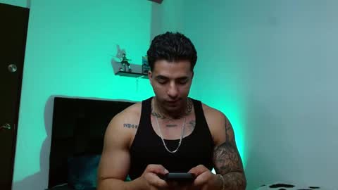 Darius Phoenix  online show from 12/18/25, 07:09