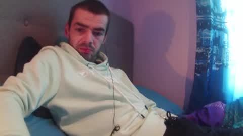 Snapshot of dark377 chatting on 10/12/25, 01:10 dark377 online show from 10/12/25, 01:10