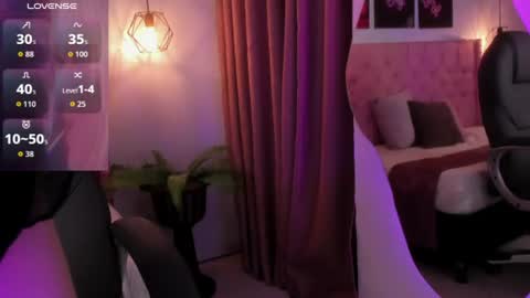 Dark online show from 07/25/26, 01:41