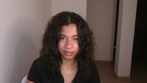 Sofia online show from 12/22/24, 01:45
