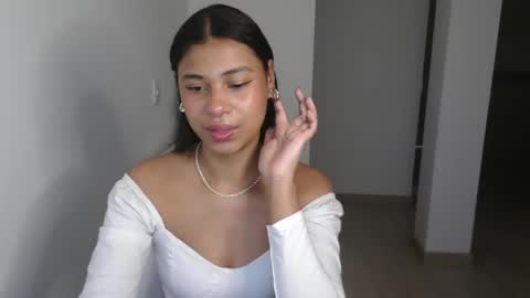 Sofia online show from 12/28/24, 10:55
