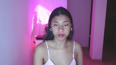 Sofia online show from 01/04/25, 04:55