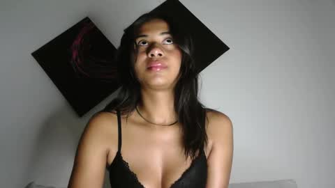 Sofia online show from 11/05/25, 12:10