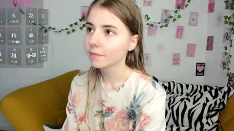 Ester online show from 06/12/26, 10:14