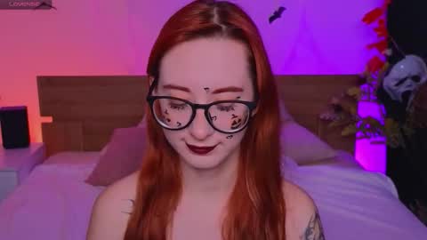 Lola online show from 10/19/25, 11:27