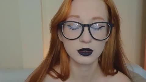 Lola online show from 01/13/26, 01:55