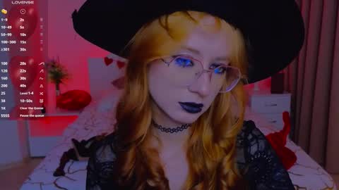 Lola online show from 02/08/26, 02:04