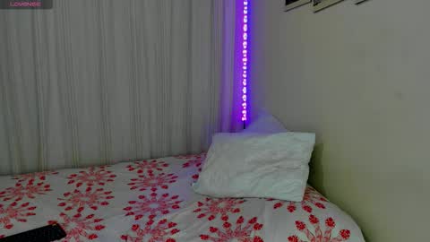 Snapshot of dark_lucky chatting on 11/26/25, 02:34 Juanito online show from 11/26/25, 02:34