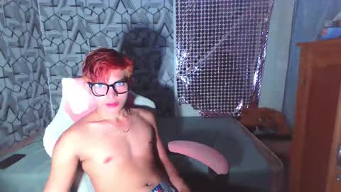 dark_lustxox online show from 03/04/26, 09:59
