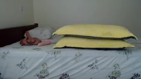 Snapshot of dark_qween chatting on 11/18/25, 09:36 dark_qween online show from 11/18/25, 09:36