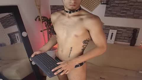 Snapshot of dark_rosse1 chatting on 01/19/26, 11:25 rosse online show from 01/19/26, 11:25