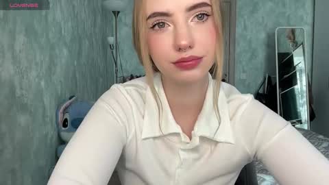 Darkside online show from 09/19/25, 07:21