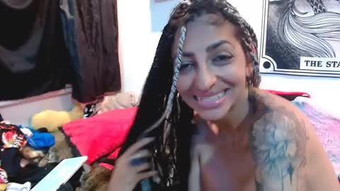 dark_temptation77 online show from 10/01/25, 07:53