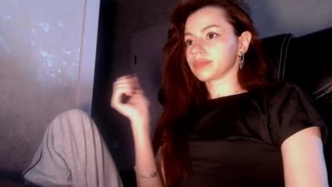 Snapshot of dark_witch_ chatting on 10/19/25, 08:37 Alice online show from 10/19/25, 08:37