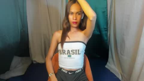 Snapshot of darkangelcum chatting on 04/17/26, 10:51 darkangelcum online show from 04/17/26, 10:51