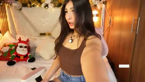 Angel Darcy  online show from 11/12/25, 11:36