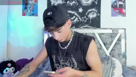 Snapshot of darkboy26_ chatting on 04/11/26, 11:31 Blake online show from 04/11/26, 11:31