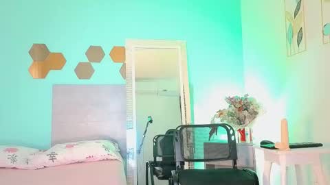 Snapshot of darkcandyboy chatting on 10/14/25, 12:50 darkcandyboy online show from 10/14/25, 12:50