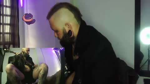 darkclothes online show from 01/01/25, 08:58