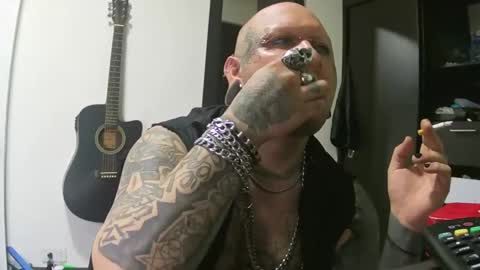 darkclothes online show from 01/21/25, 02:22