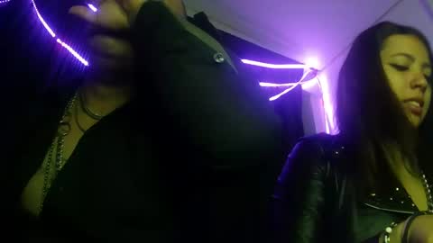darkclothes online show from 01/23/25, 12:57