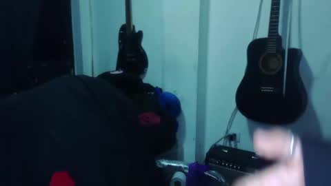 darkclothes online show from 02/12/25, 03:18