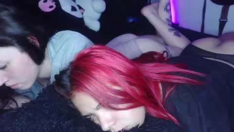 darkclothes online show from 02/12/25, 09:20