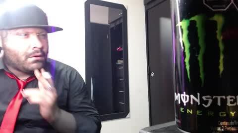darkclothes online show from 02/15/25, 05:41