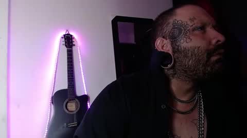 darkclothes online show from 02/16/25, 08:32