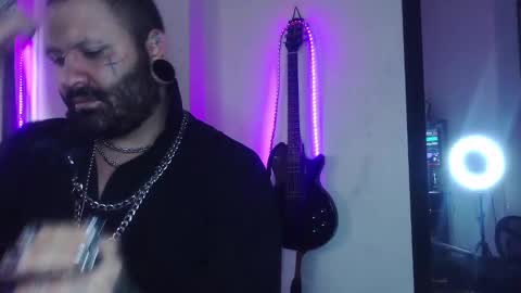 darkclothes online show from 02/27/25, 05:58