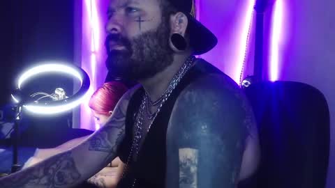 darkclothes online show from 03/04/25, 05:11