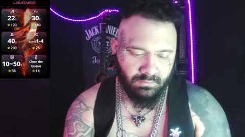 Snapshot of darkclothes chatting on 10/04/25, 10:19 darkclothes online show from 10/04/25, 10:19