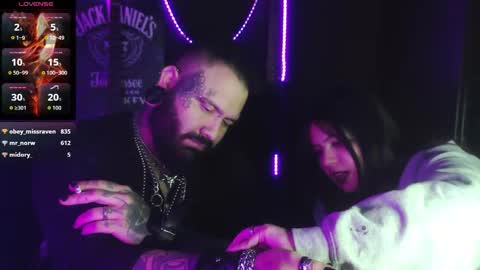 Snapshot of darkclothes chatting on 10/15/25, 07:30 darkclothes online show from 10/15/25, 07:30