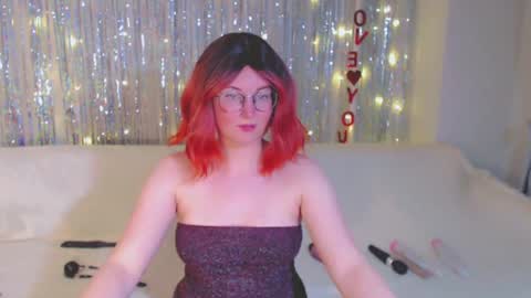 Kelly online show from 12/15/24, 12:28