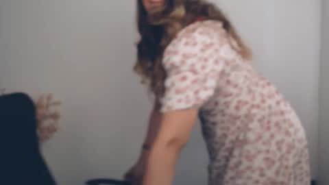 Anna online show from 09/15/25, 01:55