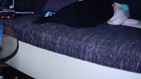 darkm90 online show from 11/03/25, 05:47