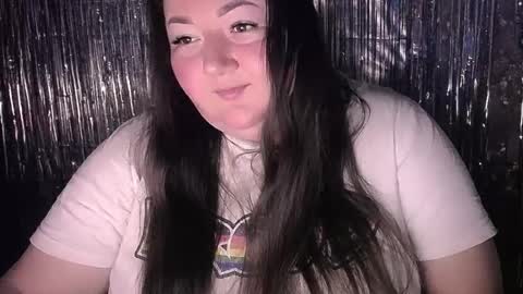 Snapshot of darkmoon_j chatting on 07/14/26, 08:25 Julia online show from 07/14/26, 08:25